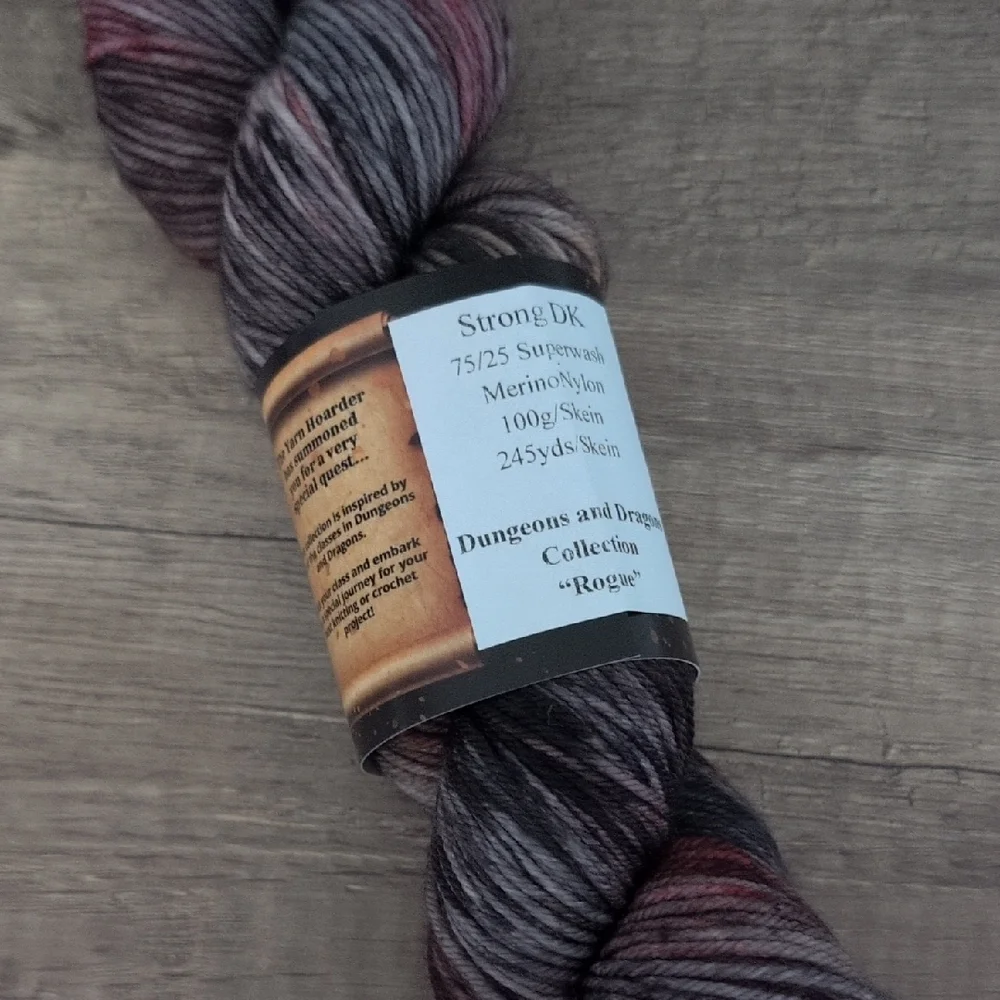 Dungeons and Dragons Yarn Skein - Picture 2 of 4